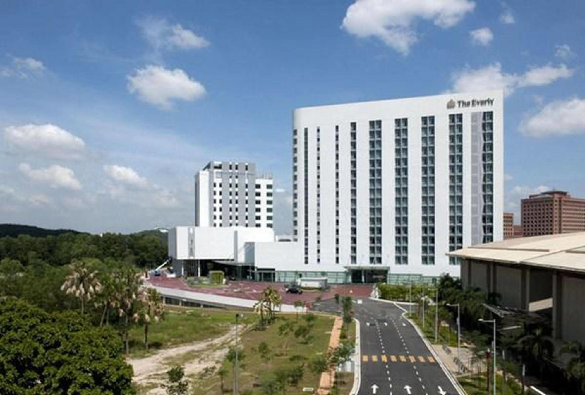The Everly Putrajaya Exterior photo